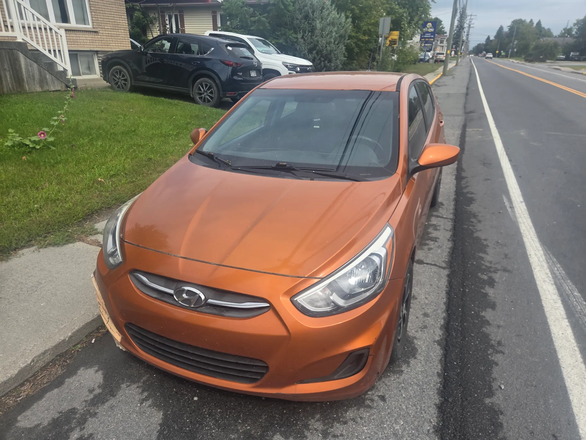 2015 HYUNDAI Accent