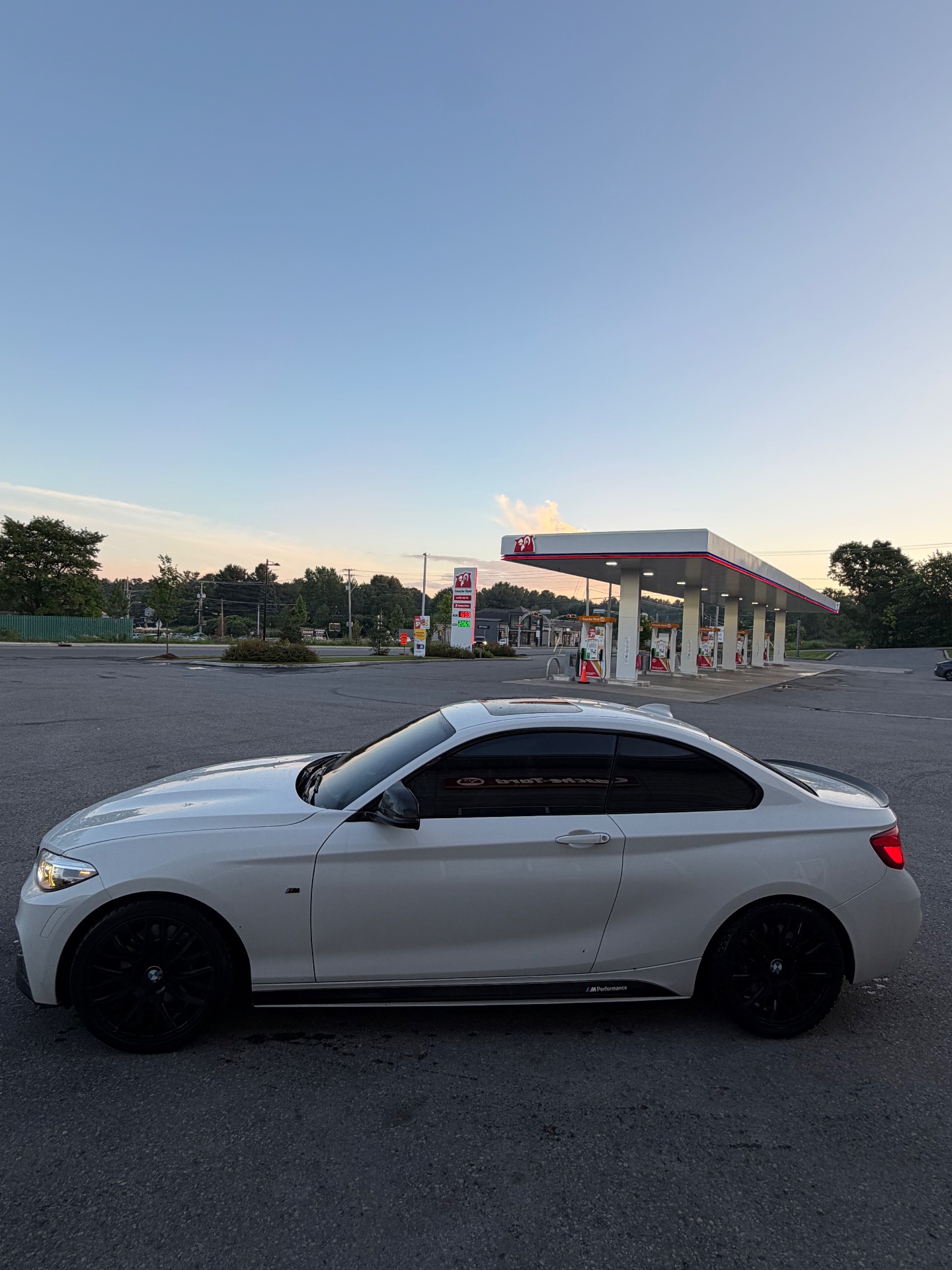 2019 BMW M240i