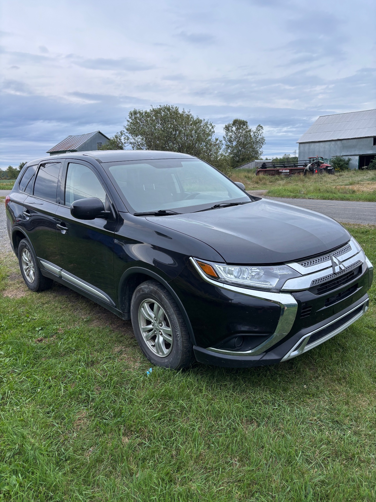 2019 MITSUBISHI Outlander