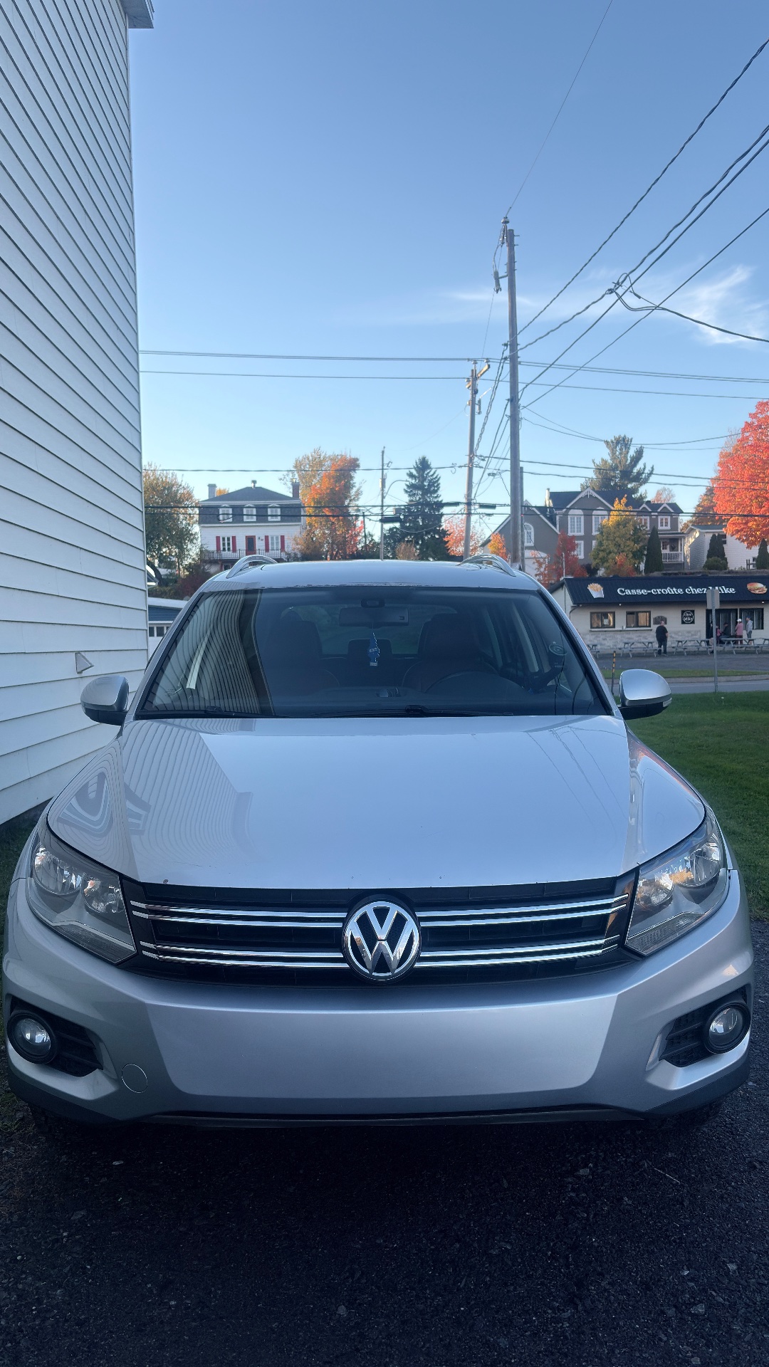 2014 VOLKSWAGEN Tiguan